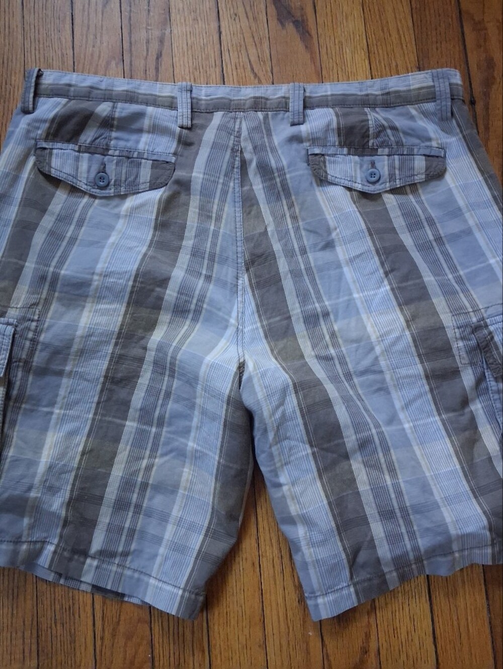 Dockers - Men's Casual Plaid/Striped 100% Cotton Cargo Shorts. Size 40. GUC - Picture 9 of 9